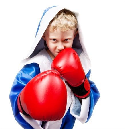 "Jeugd bokstraining in Breda: jongeren trainen met focus en discipline, leren bokstechnieken en werken aan hun fysieke en mentale kracht in de ring."